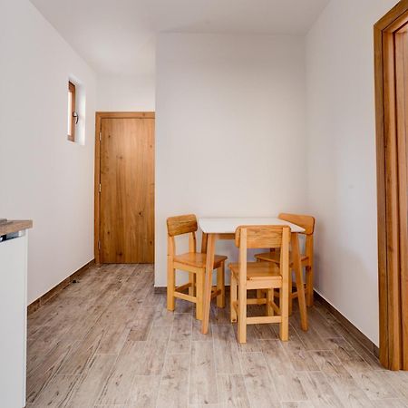 Mima Apartments Sveti Stefan Eksteriør billede