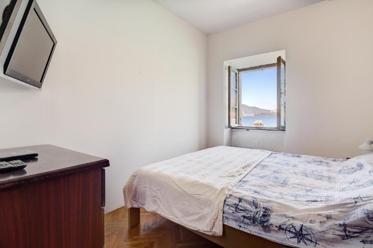 Mima Apartments Sveti Stefan Eksteriør billede