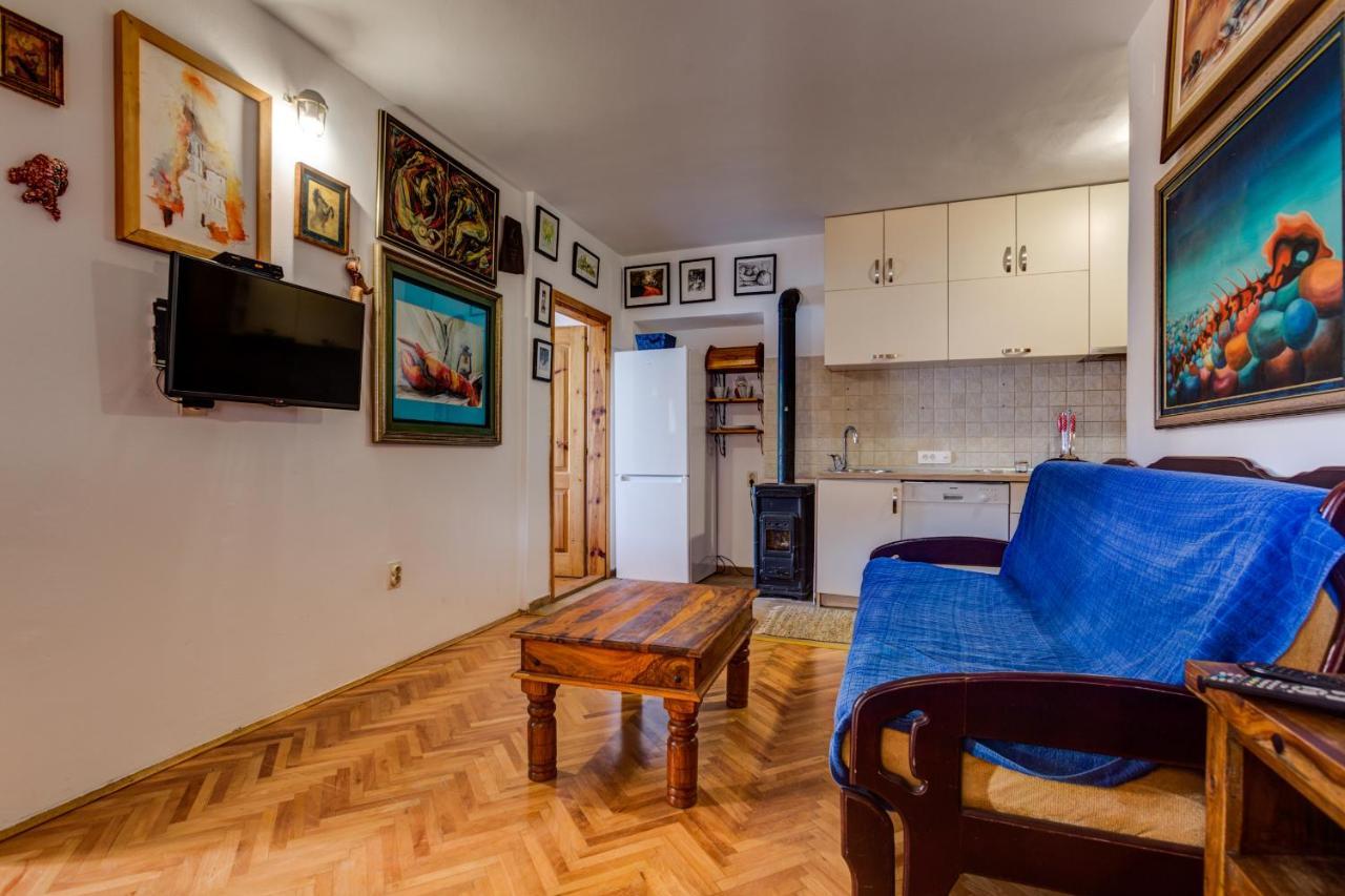 Mima Apartments Sveti Stefan Eksteriør billede