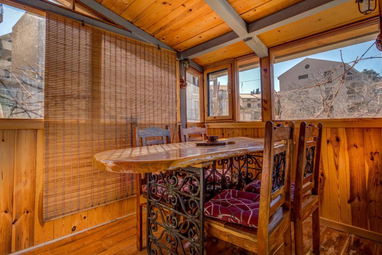 Mima Apartments Sveti Stefan Eksteriør billede