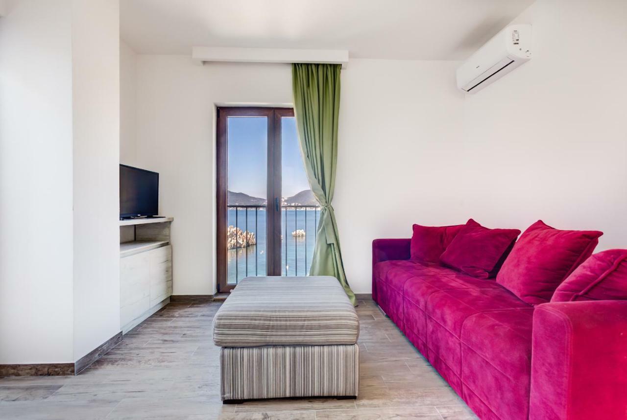Mima Apartments Sveti Stefan Eksteriør billede