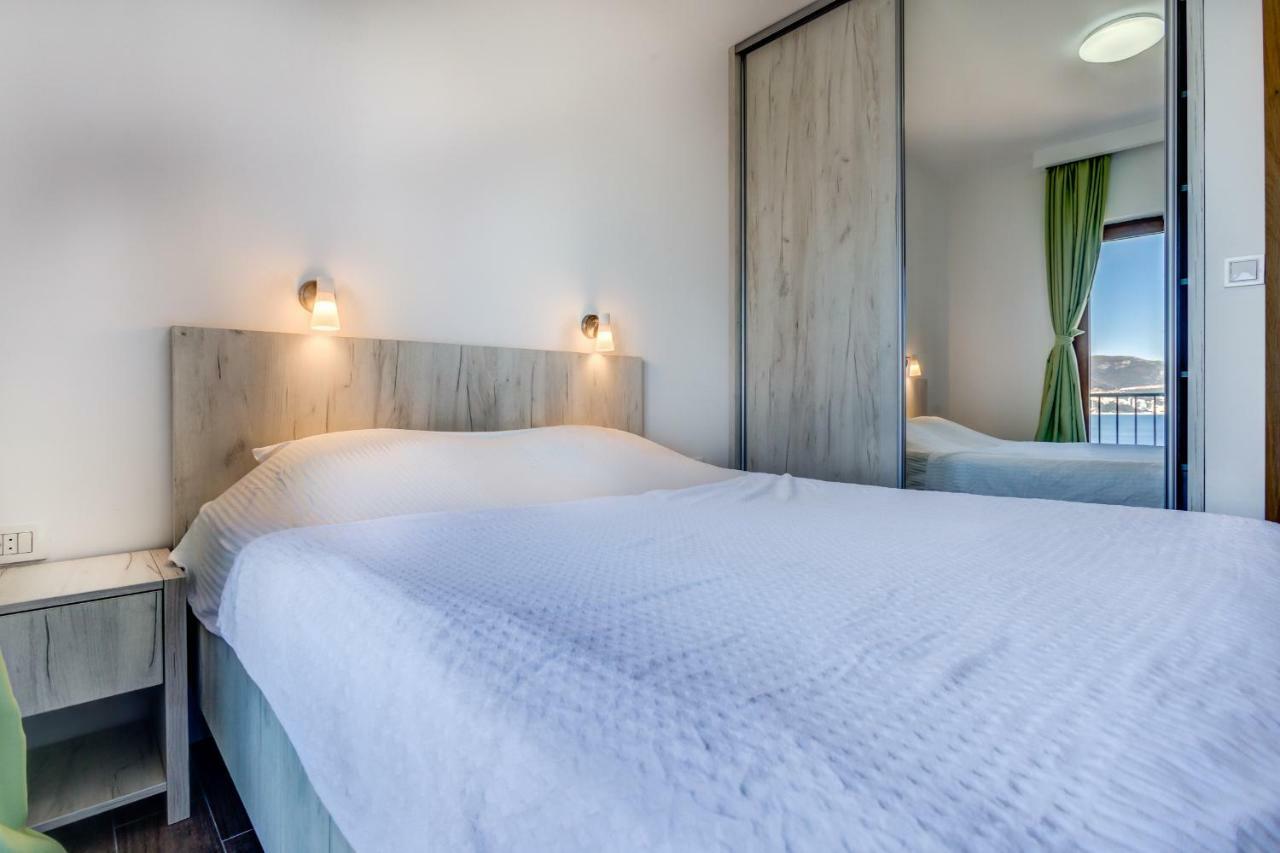 Mima Apartments Sveti Stefan Eksteriør billede