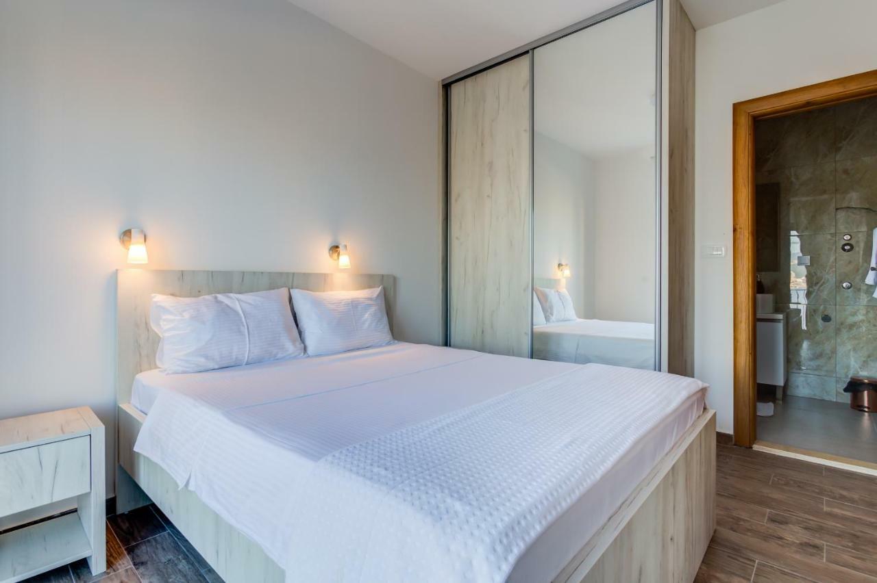 Mima Apartments Sveti Stefan Eksteriør billede